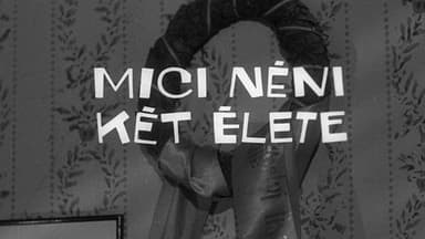 Mici néni két élete