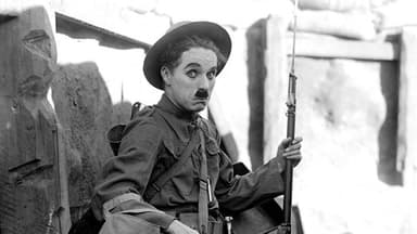 Charlot soldat